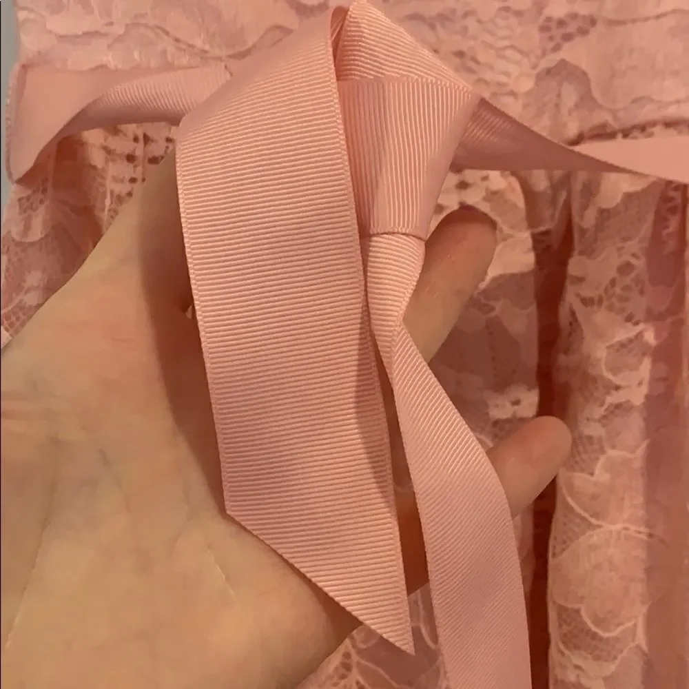 🎉1 hr sale 🎉Lace pink dress 👗
